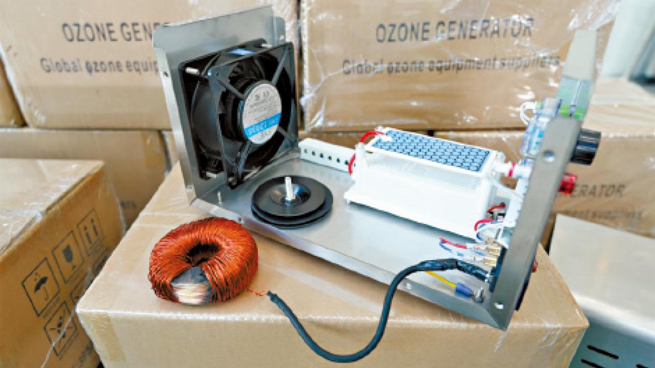 海關截查空運赴日貨物 檢750萬元懷疑走私黃金