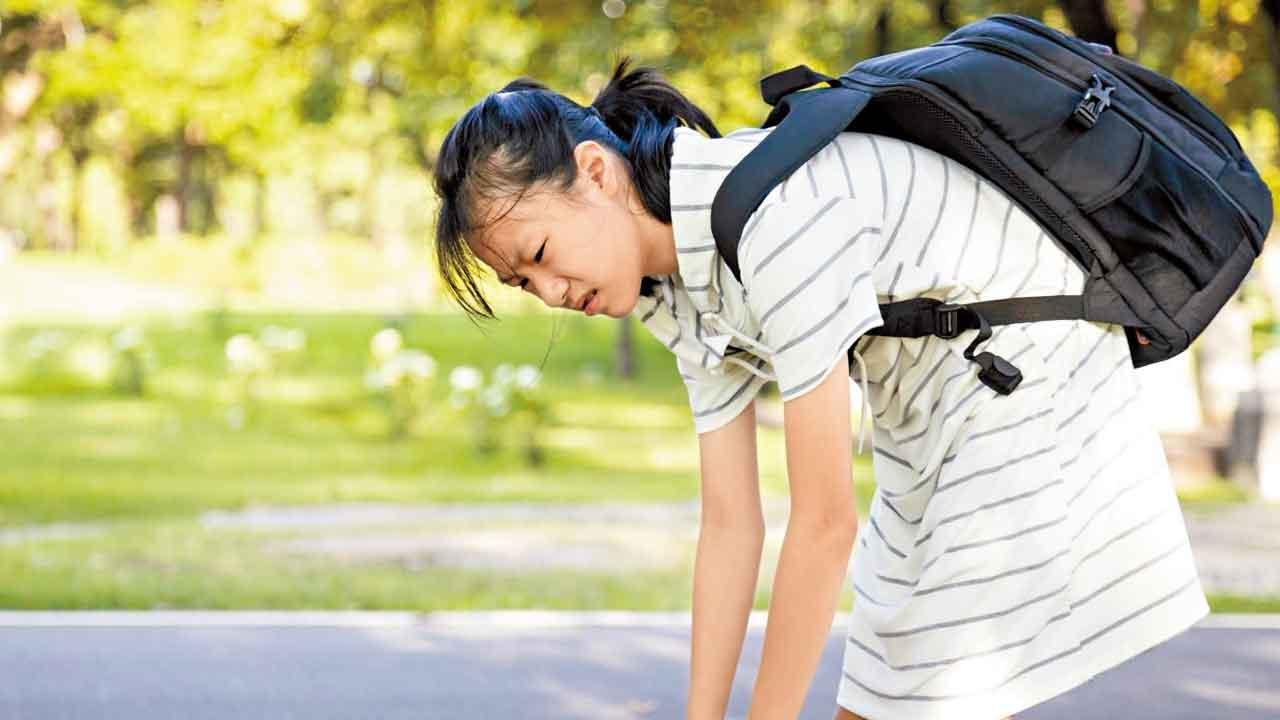 選對書包 預防兒童寒背