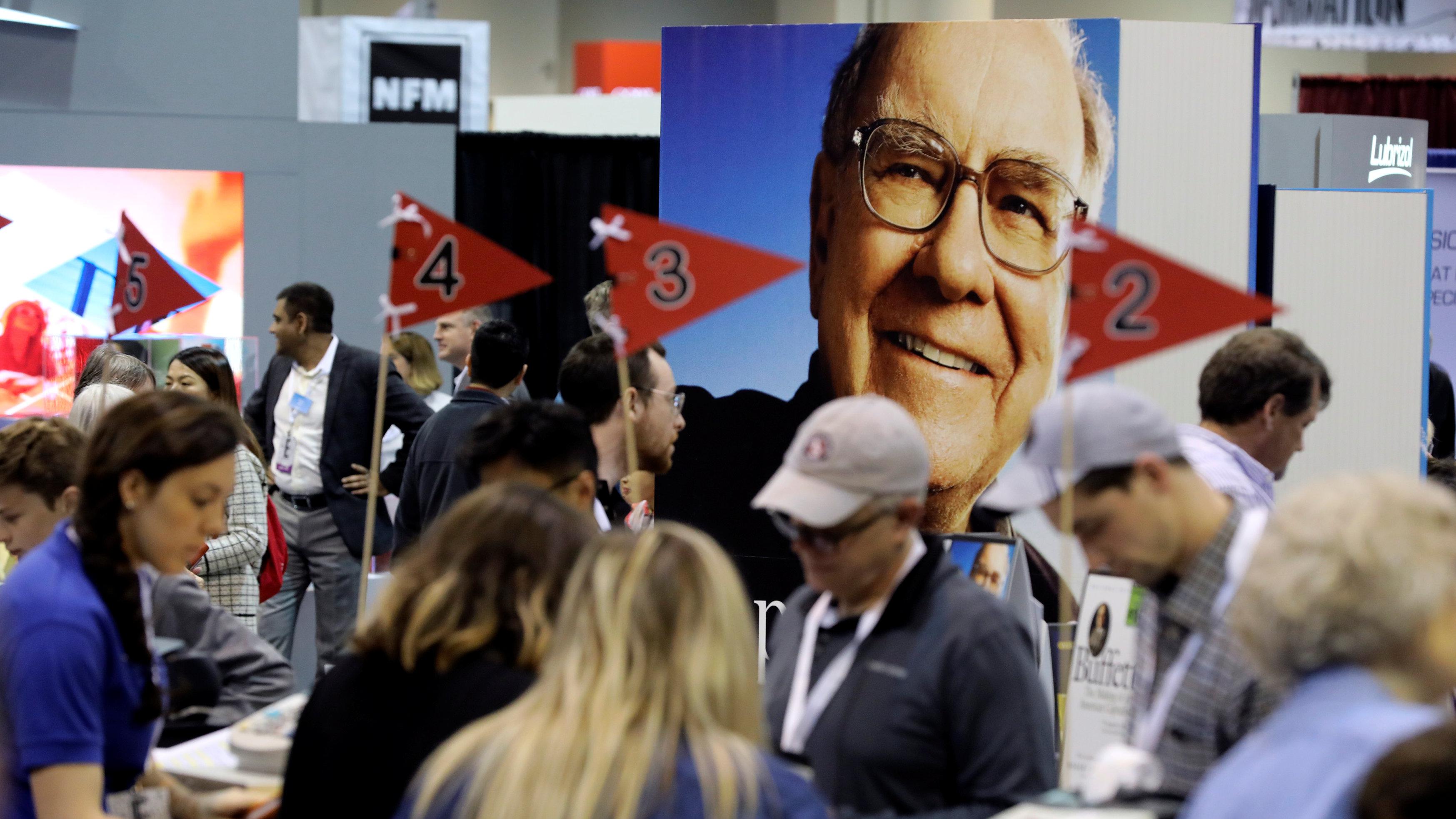 股神手影｜巴郡上季蘋果持倉削半 套現3900億 現金再創新高