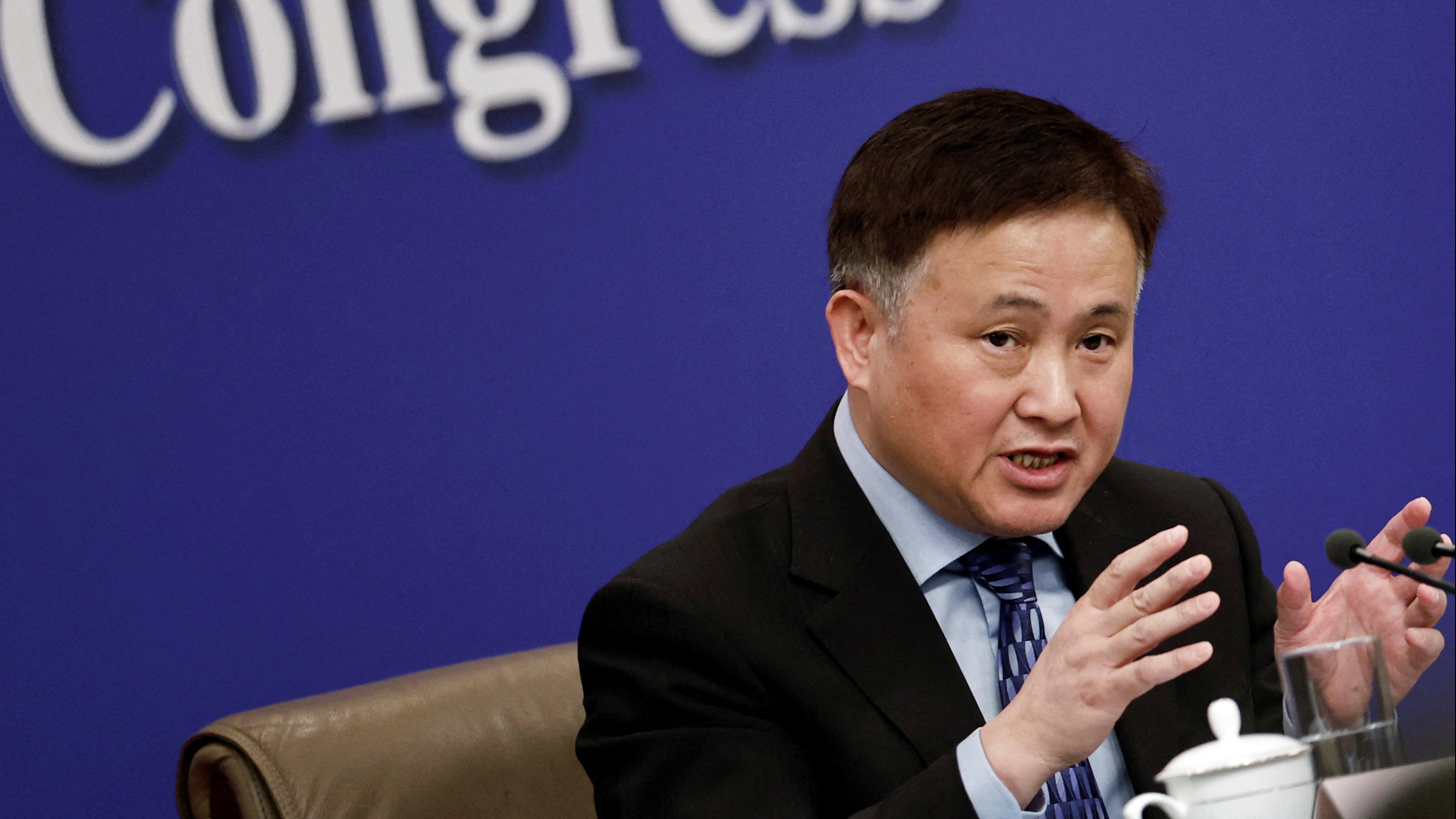 人行潘功勝：守住不發生系統性金融風險的底線