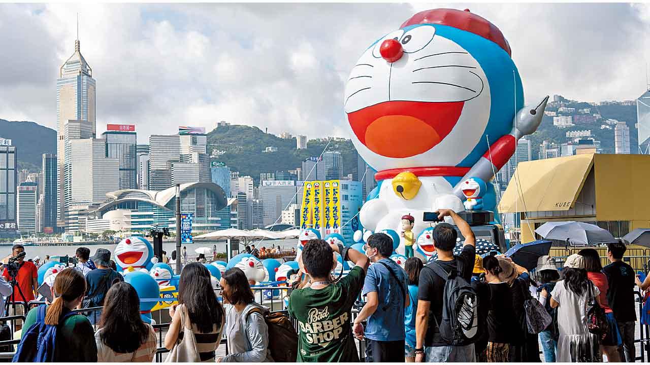 多啦A夢展免費區昨結束 展覽錄500萬人次 帶動商場食肆消費升三成