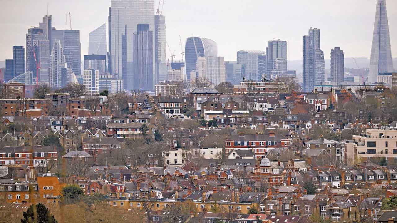 海外樓市專題｜減息效應 英樓市成交增10%