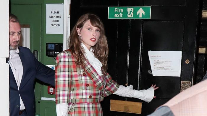 Taylor Swift舉行大型派對慰勞200工作人員