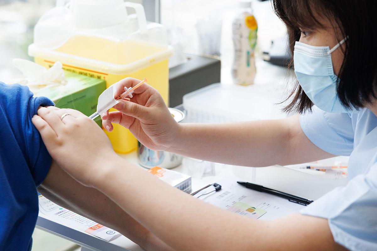 8月19日起初始劑次新冠疫苗的接種安排將簡化。(資料圖片／蘇文傑攝)