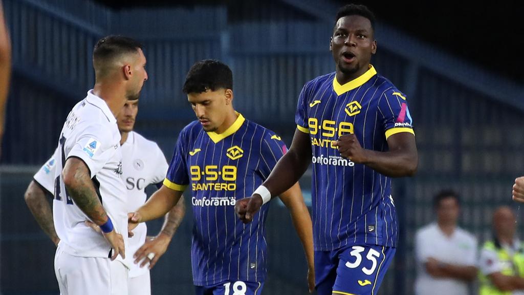 莫斯基拉梅開二度助維羅納大勝拿玻里。(美聯社)