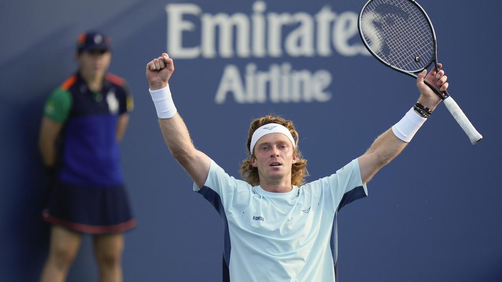 魯布列夫在美網次圈落後兩盤下反勝。(美聯社)