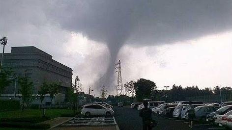 宮崎縣據報出現龍捲風。(X)