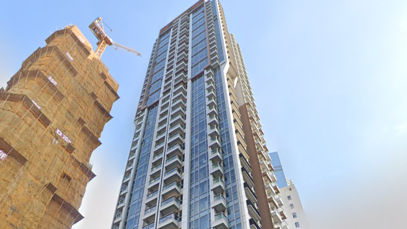 中環單幢重建項目MY CENTRAL，最新錄套三房戶以每月4.5萬元租出，業主獲租金回報僅2厘。