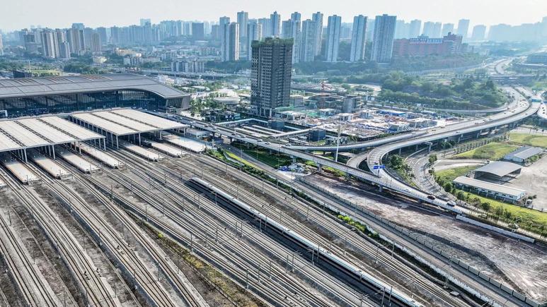 雲南渝昆高鐵工地意外6人死　架橋機導樑掉落肇禍