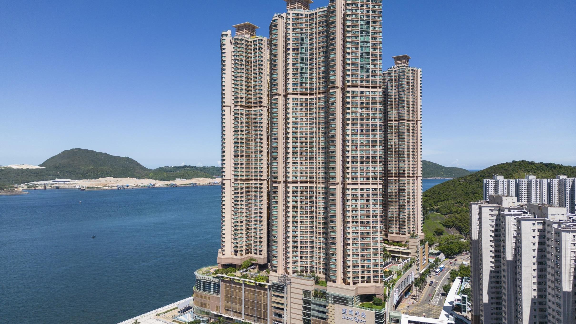 用家積極鋤價兩星期，以946萬元購入小西灣藍灣半島全海景套三房戶。