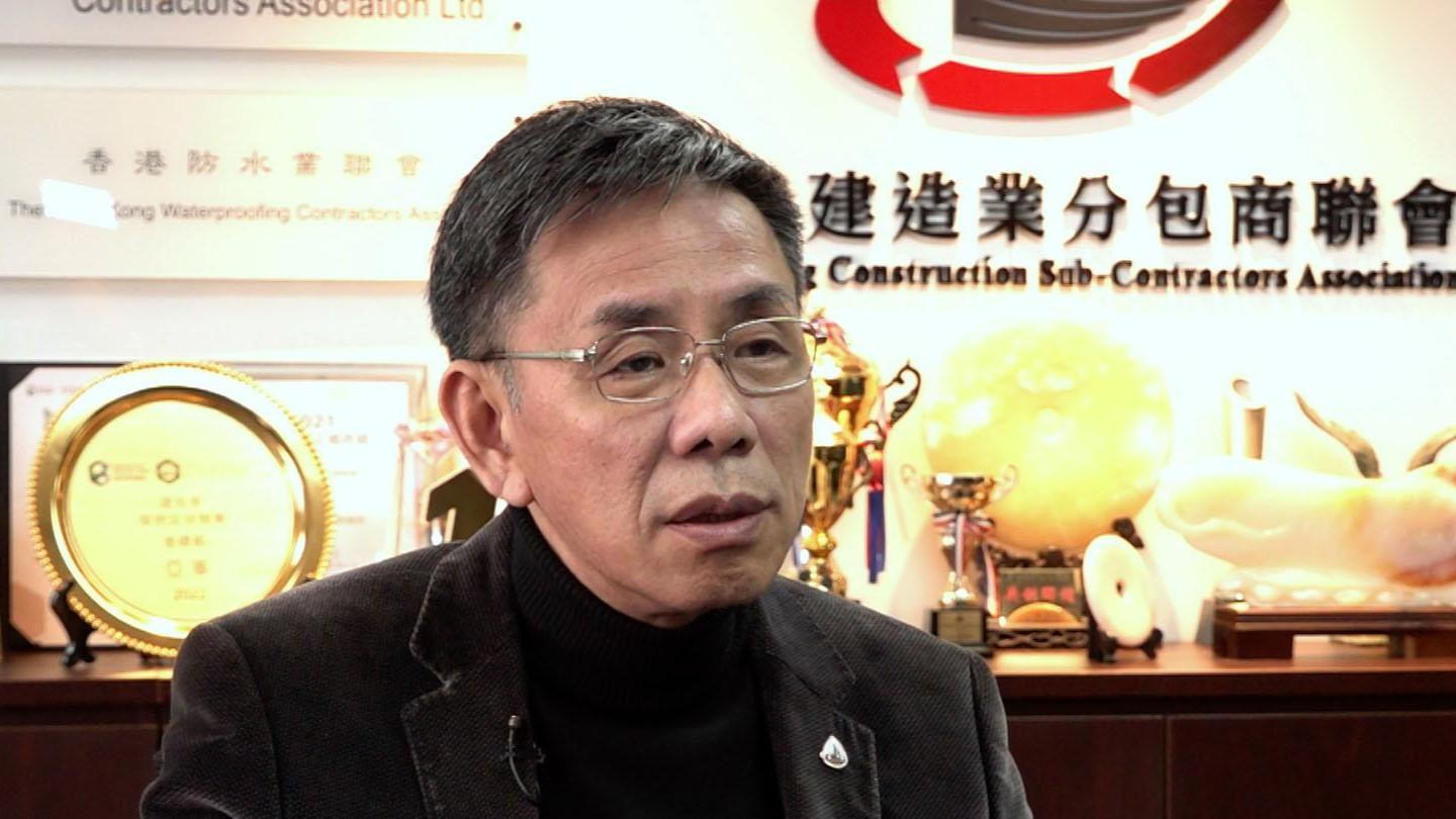 伍新華表示，在會議上，銀行界代表態度積極，至於實際上每間銀行做法則有待觀察， 期望銀行採取包容態度審批貸款。（港台圖片）