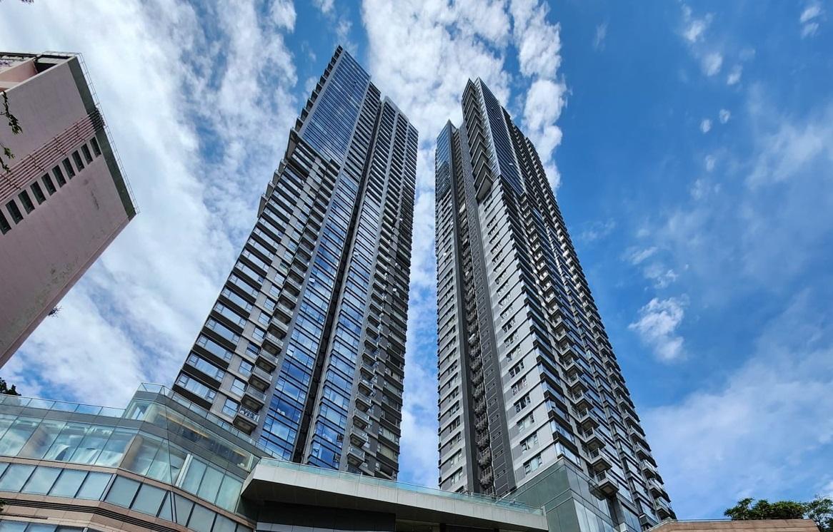 東半山上林套四房複式戶，最新以8萬元連車位租出，業主租金回報僅1.7厘。