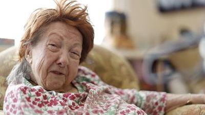 96歲老婦活得比養老院耐，已簽終身合約仍面臨被趕。(網上圖片)