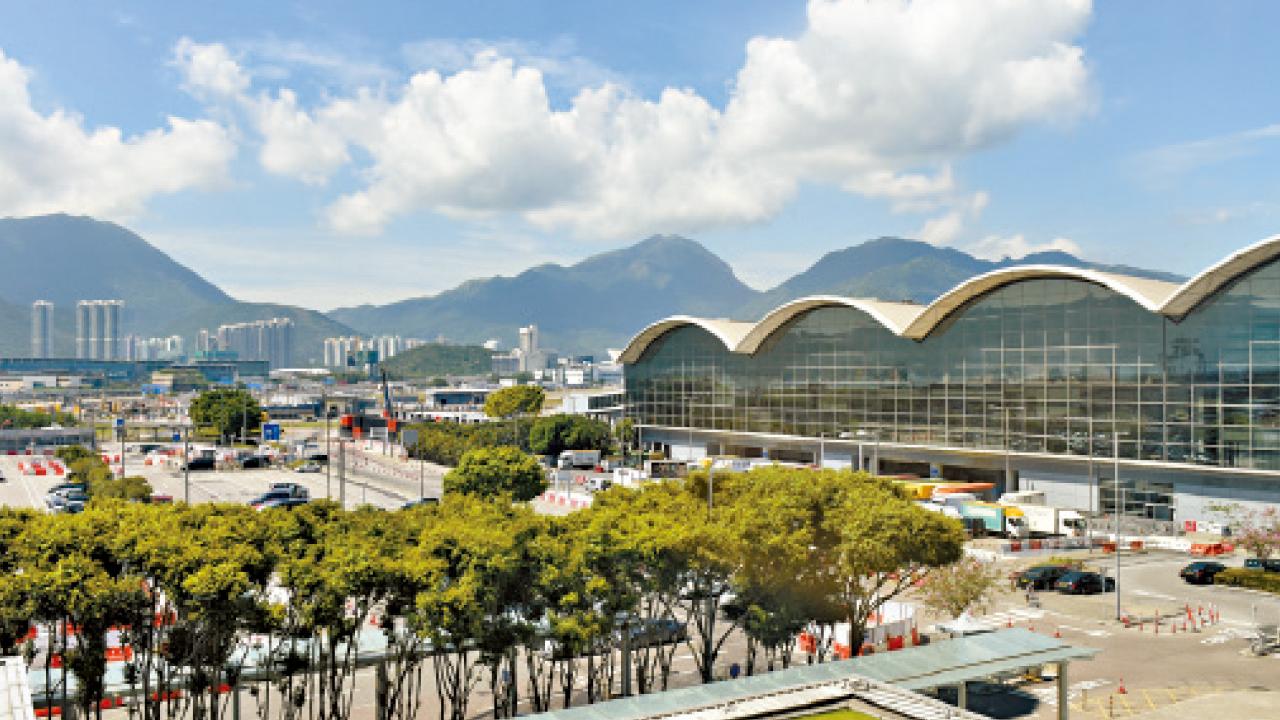 胡志明市往首爾航班內暈倒 飛機急降香港 越南籍婦送院不治