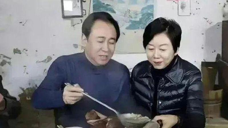 恒大清盤｜許家印前妻丁玉梅 每月生活費20萬 居倫敦豪宅