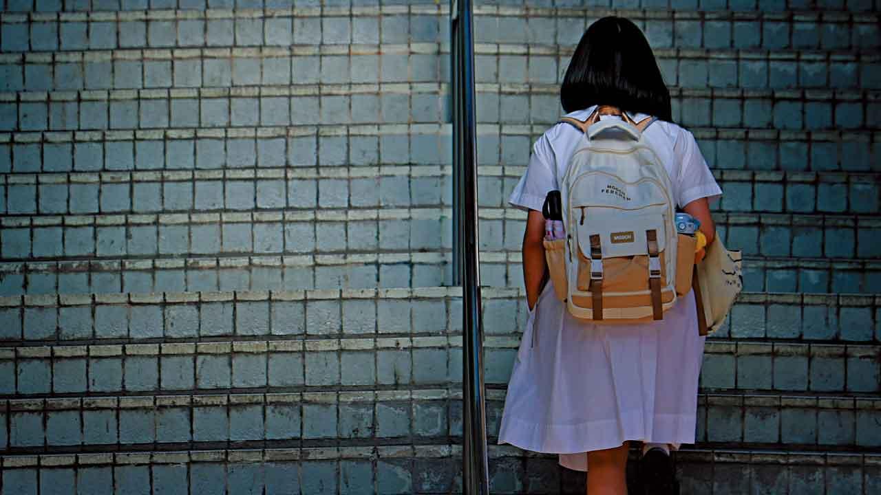 港大調查：本港自殺率仍處較高水平 15歲以下女性自殺率增7倍 專家質疑處理問題過於醫療化