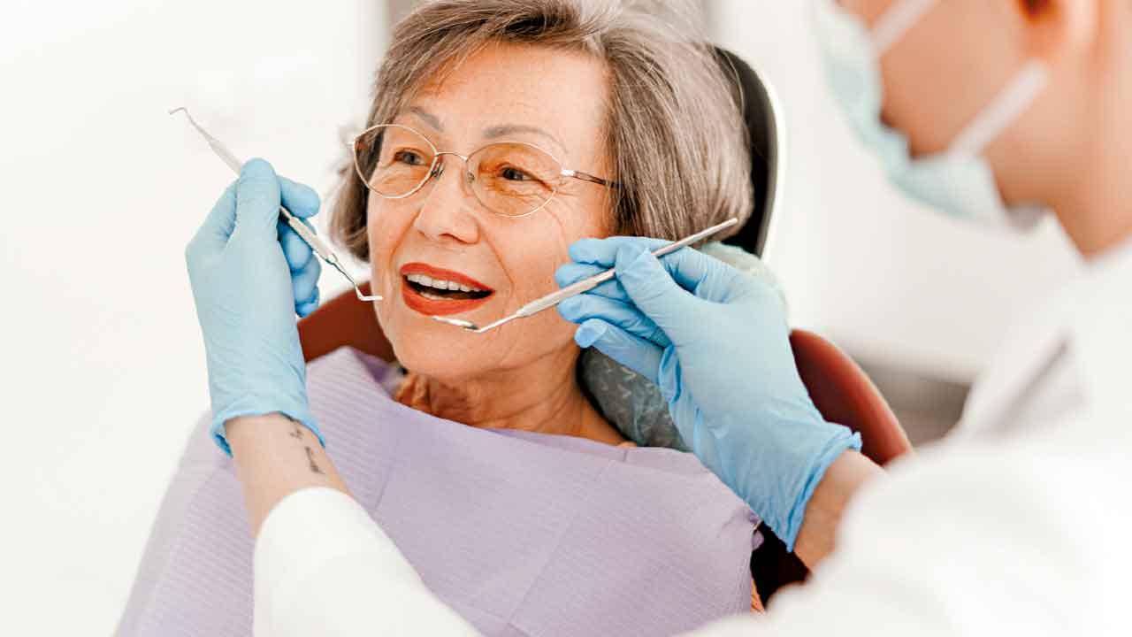 長者整牙 要先睇病歷