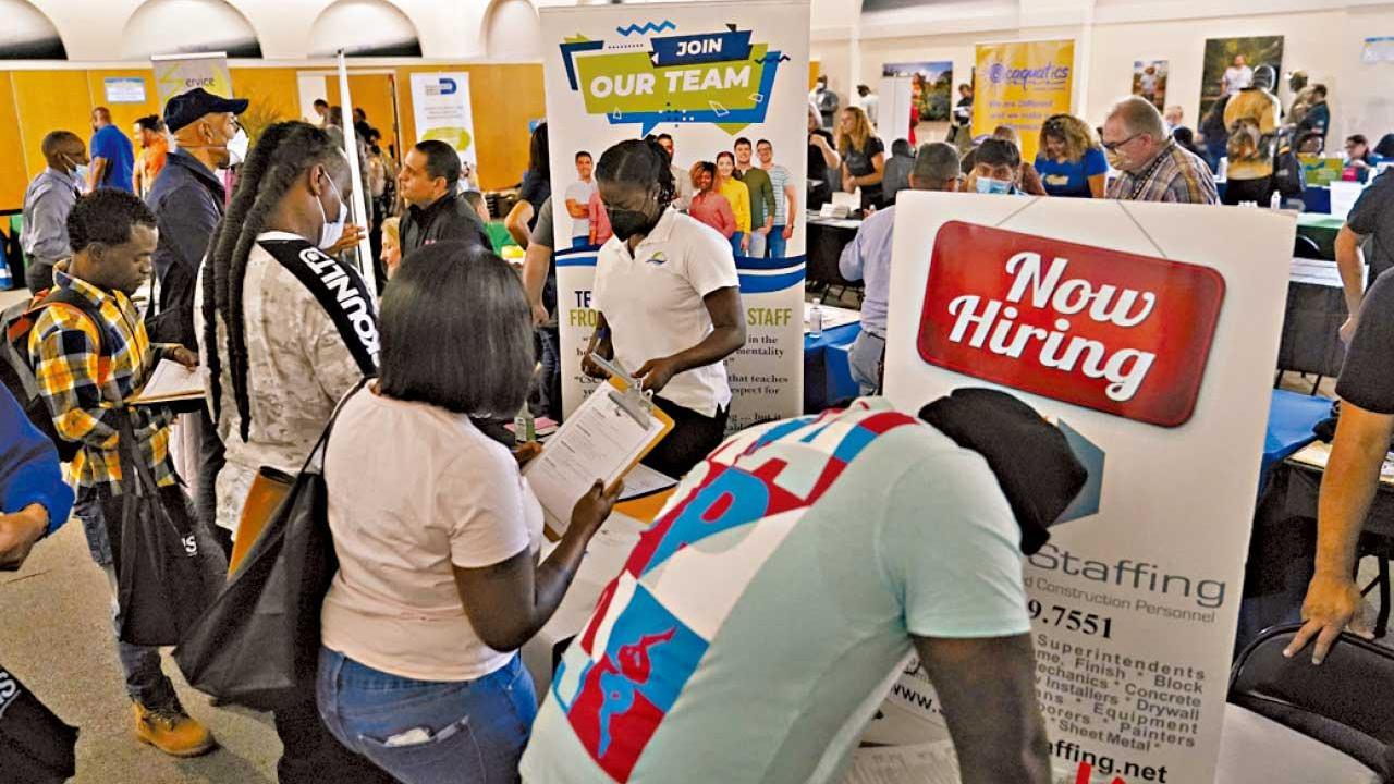 美股是好或淡倉都顫抖等待今晚公布非農數據後的漲跌變化（資料圖片）