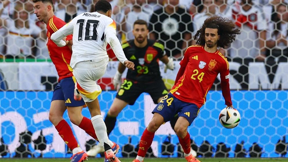 古古列拿的手球被球證委員會認定「走漏」。(資料圖片)