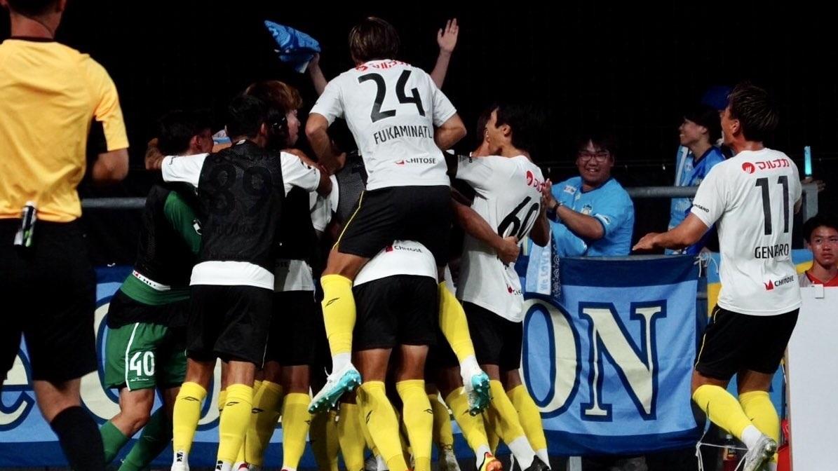 香港球員歐陽耀冲首次為讚岐卡馬達馬尼上陣。(X)