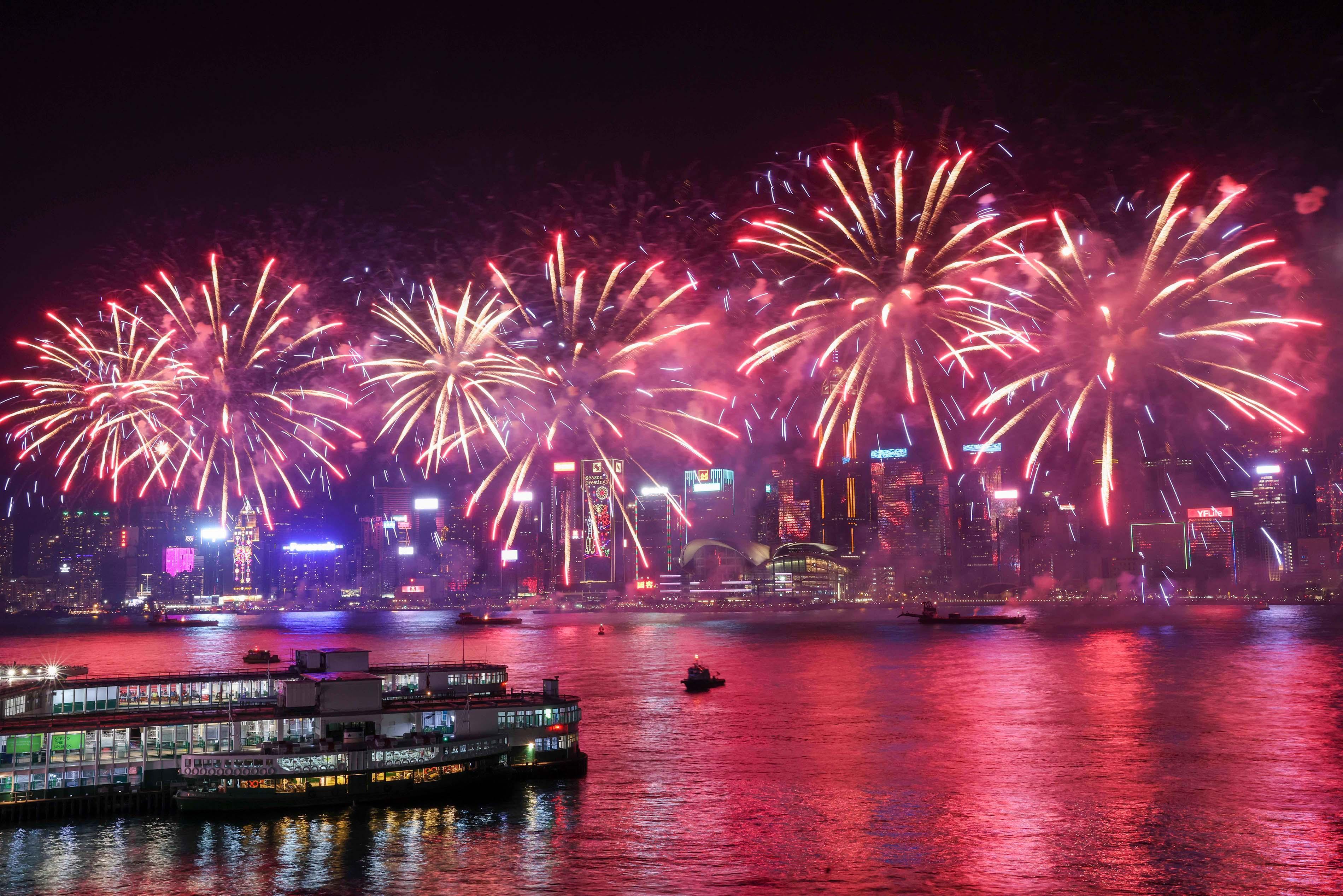  國慶75周年｜煙花匯演海上交通管制和安全措施