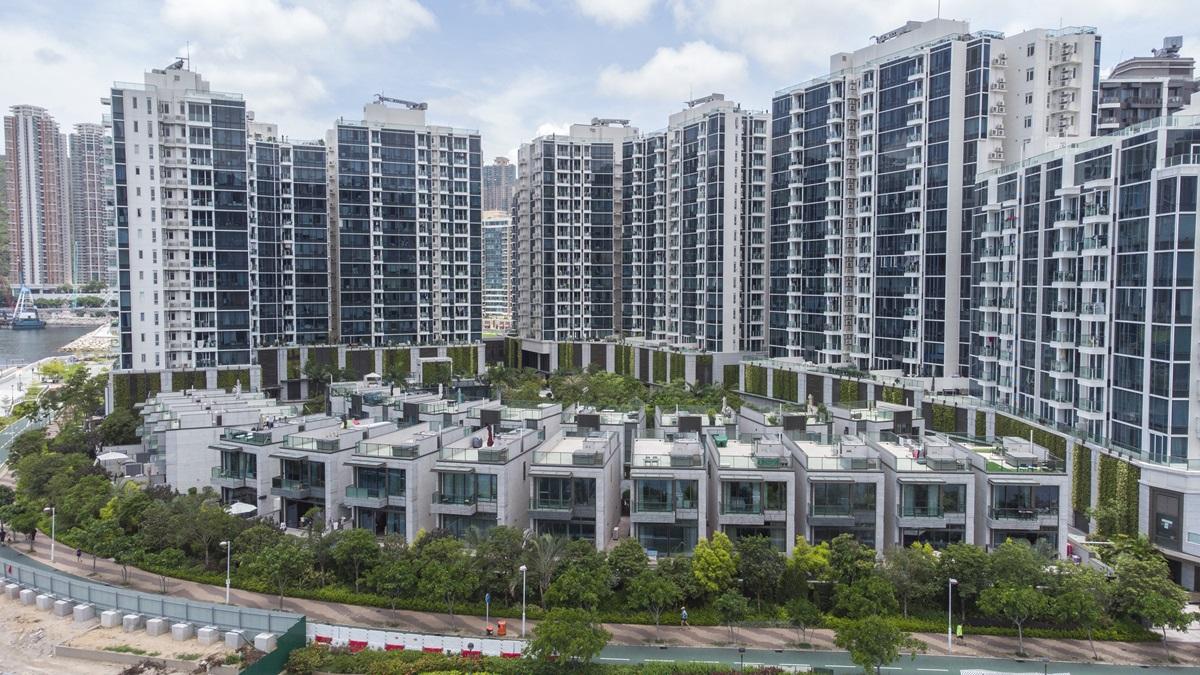 將軍澳MONTEREY三房連平台戶1100萬沽 7年升值近半成｜二手樓成交