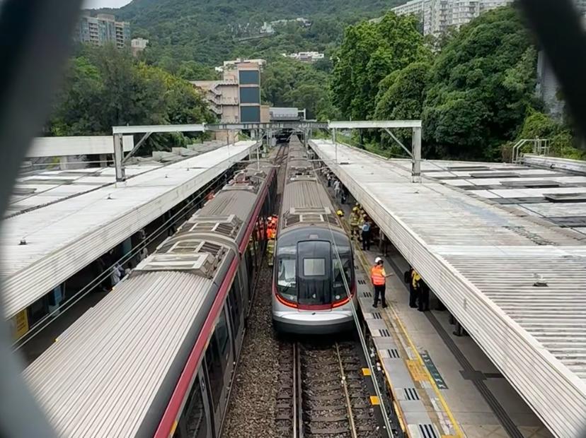 港鐵九龍塘站有人進入路軌，東鐵綫往來九龍塘至大圍暫停。(小紅書圖)