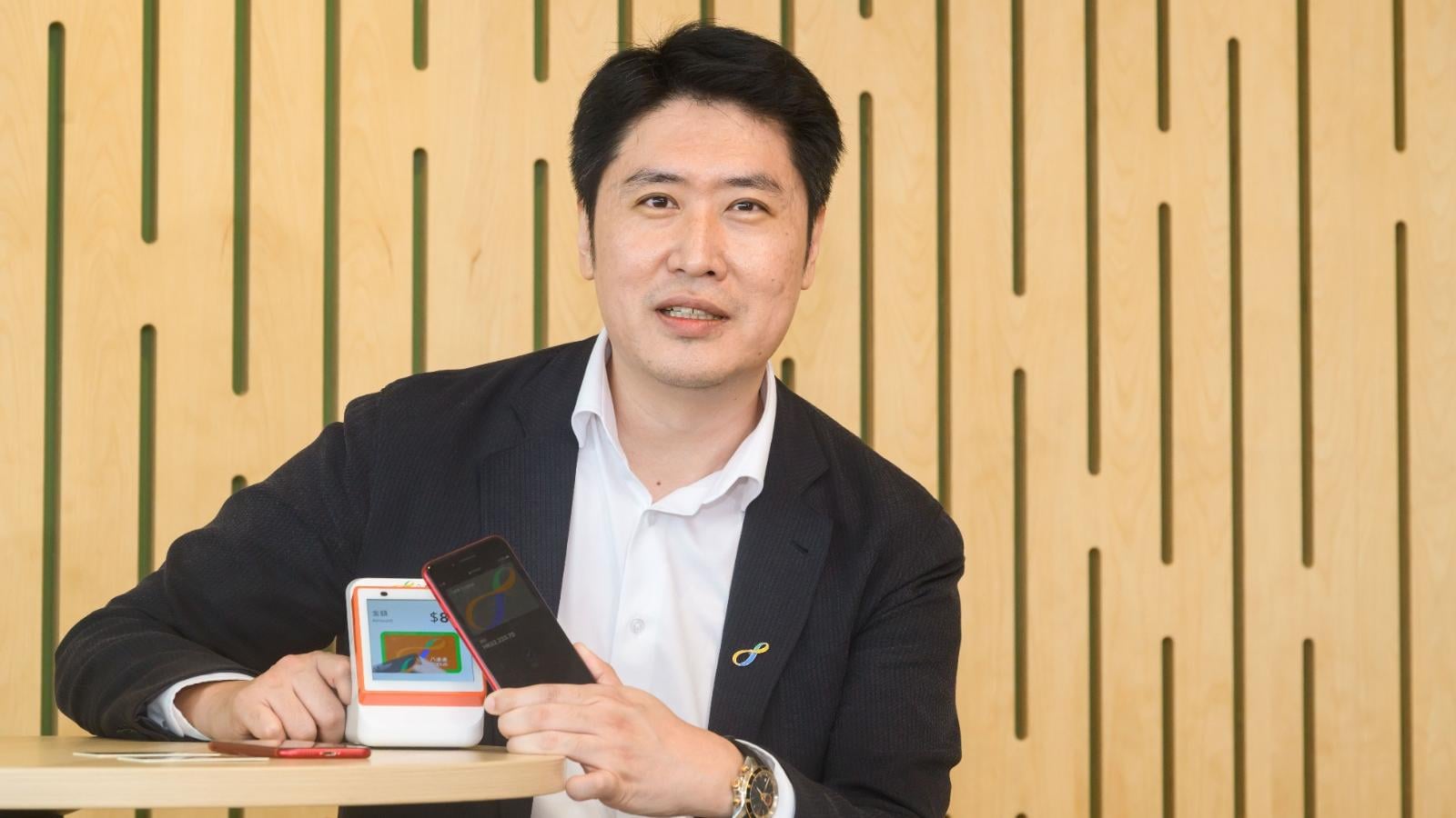 八達通料明年推出新讀卡機　拍卡付款同時領取優惠券(八達通圖片)