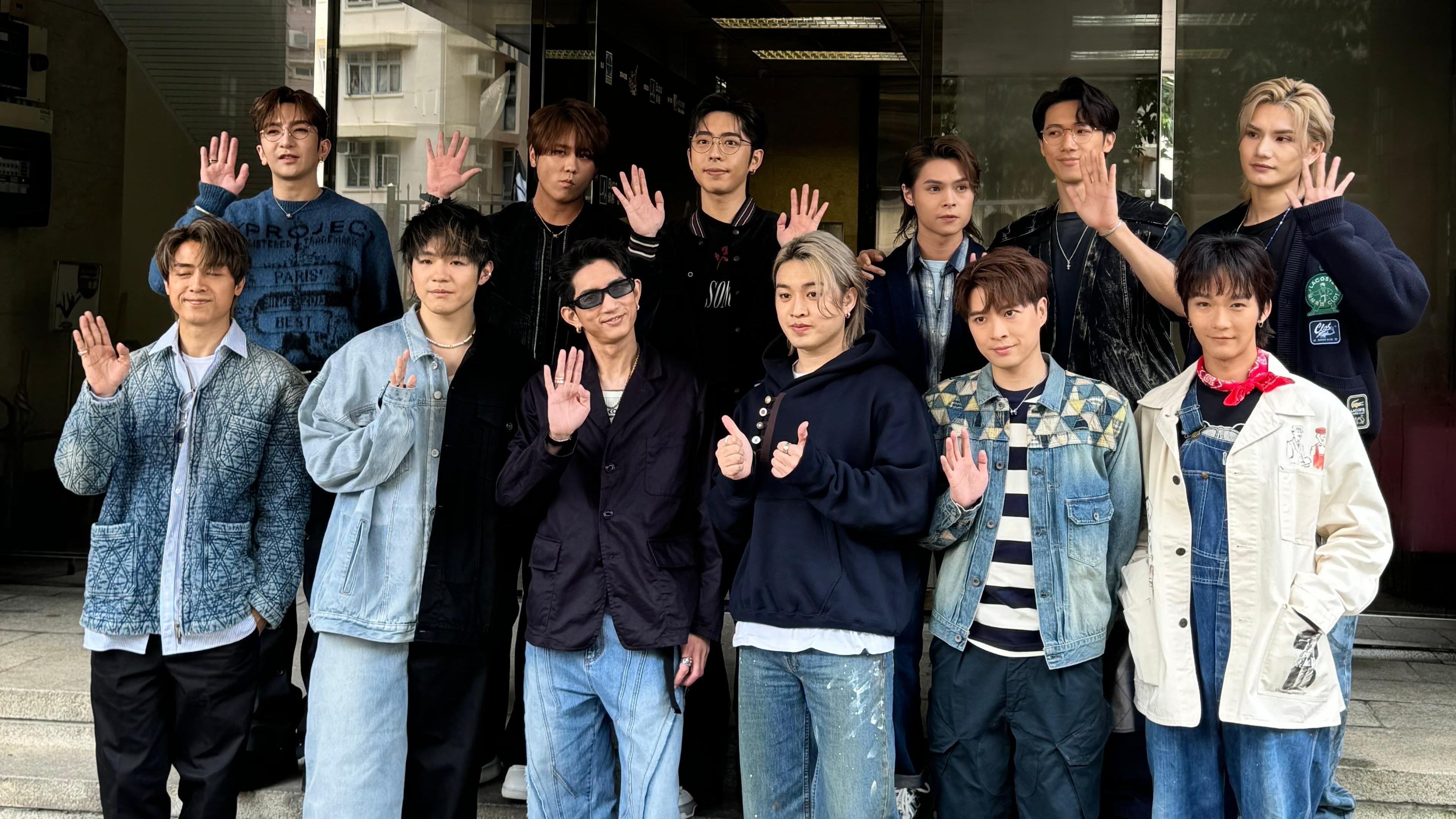  MIRROR全員現身商台 鏡粉佔領廣播道