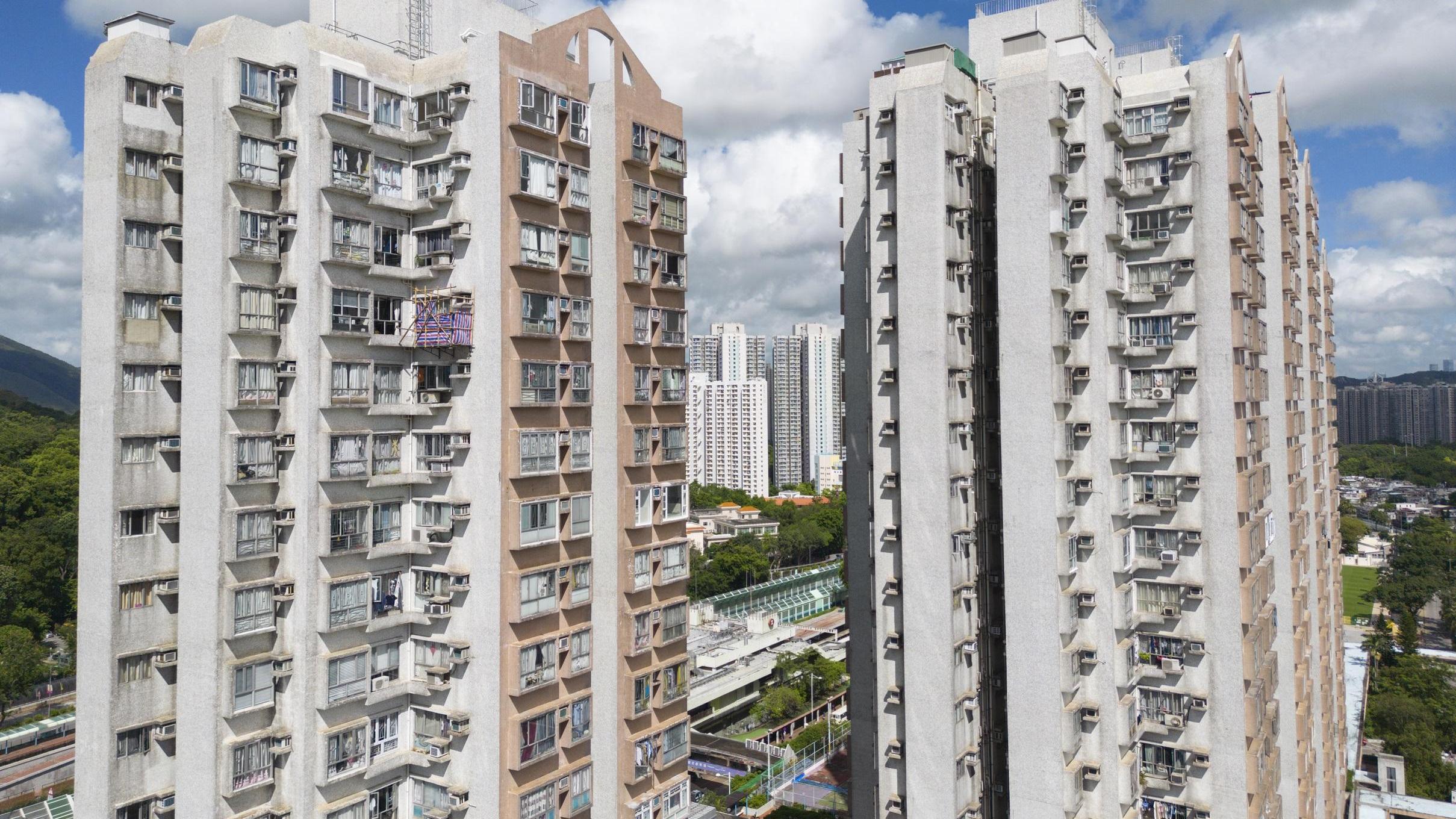 粉嶺名都兩房中層戶，獲上車客以389萬元承接，原業主6年帳損123萬元。