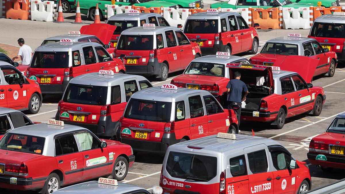 有調查指出，一半受訪者有興趣使用的士車隊服務。(資料圖片／蘇文傑攝)