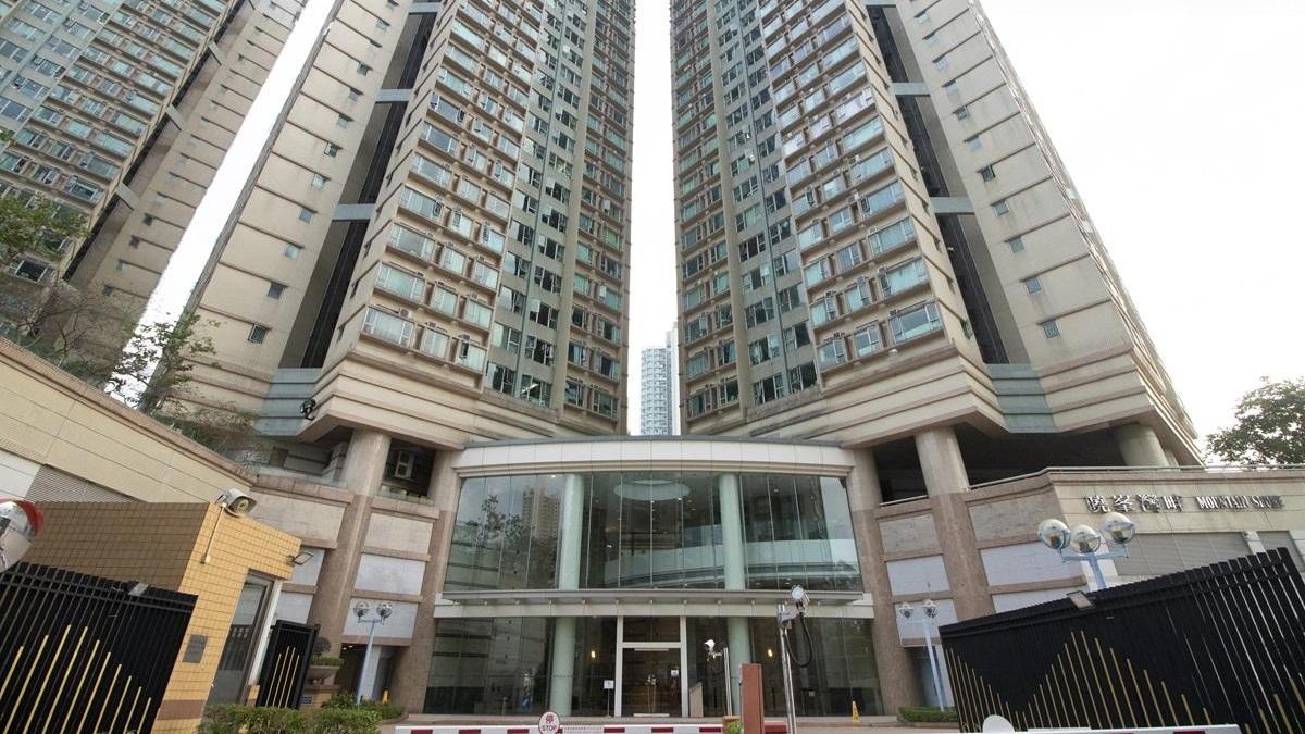 房協旗下馬鞍山曉峰灣畔，頂層三房戶買入6年，帳蝕212萬元易主。