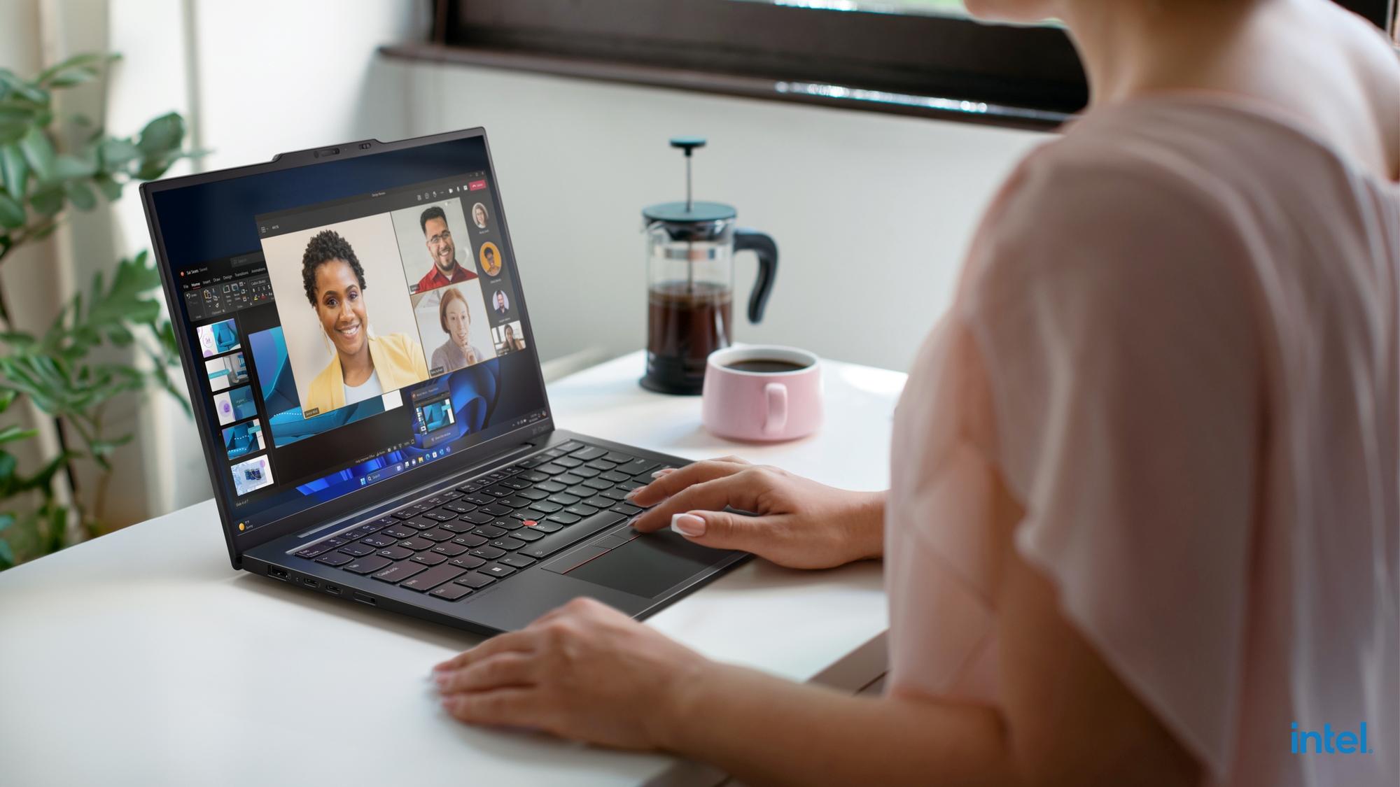 Lenovo發布AI PC手提電腦　全新ThinkPad系列及自動旋轉屏幕筆電