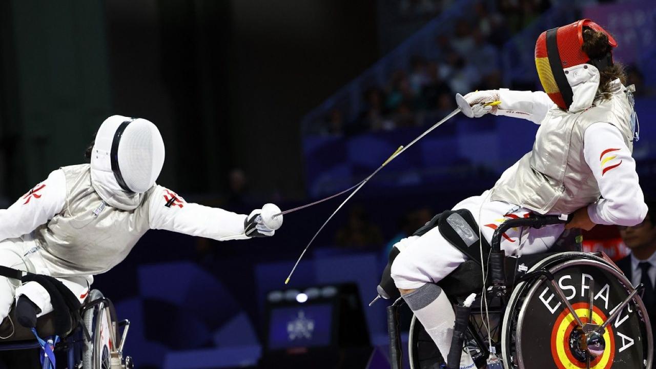 巴黎殘奧｜輪椅劍擊女子花劍A級銅牌賽落敗  余翠怡：少許遺憾
