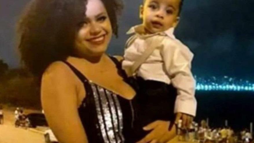 瑪麗亞與兒子生活照。(互聯網)