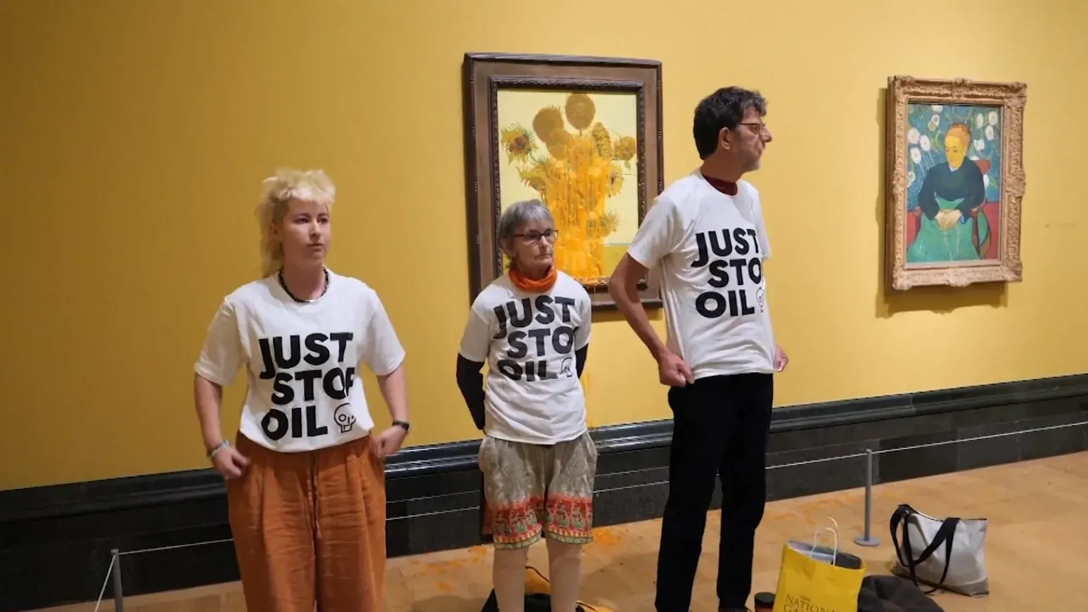 環保人士再度朝梵高名畫潑番茄汁　抗議石油業危害生態
