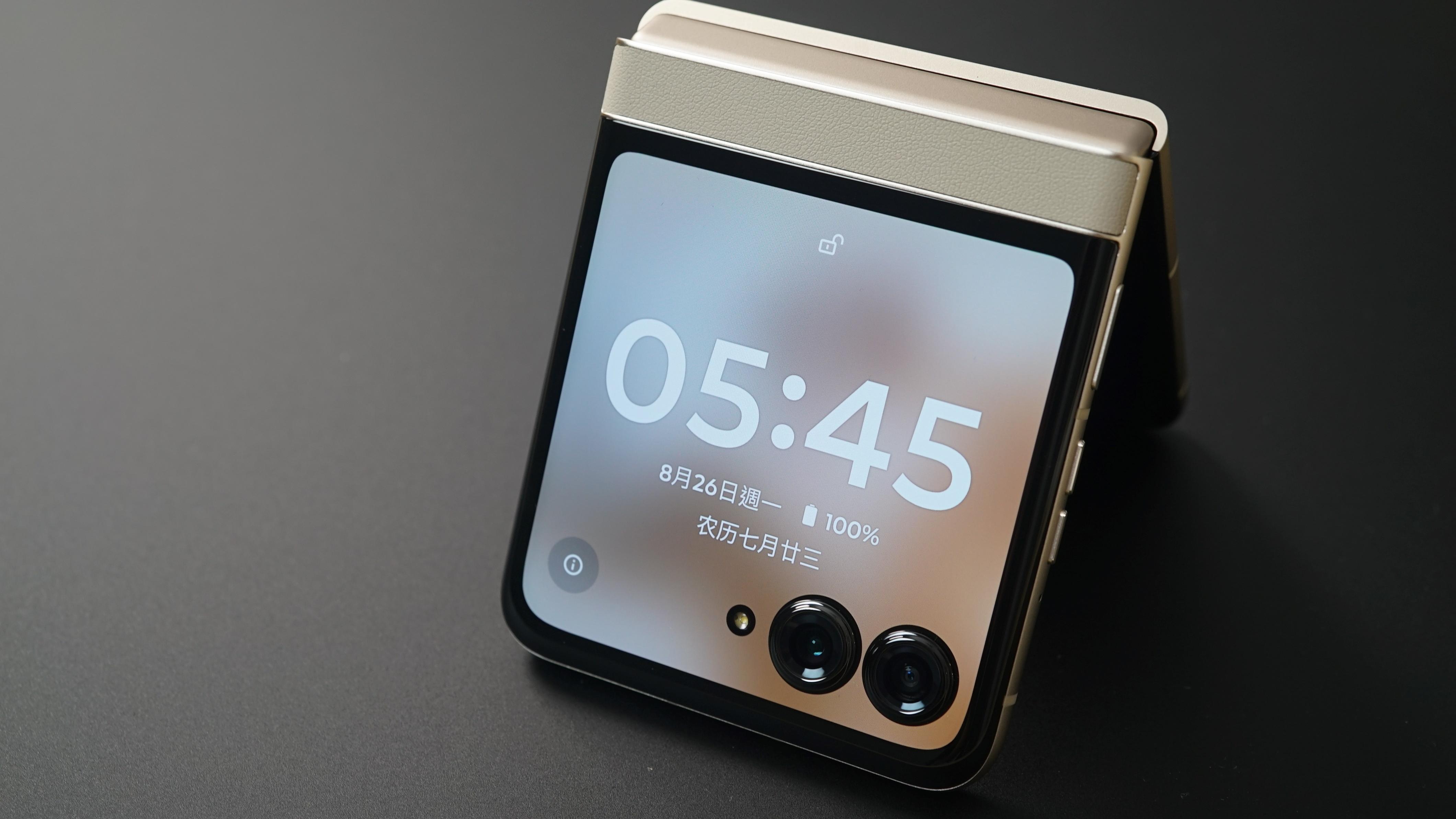 motorola razr 50細摺機上手實試　比拼小米MIX Flip、Samsung Galaxy Z Flip6