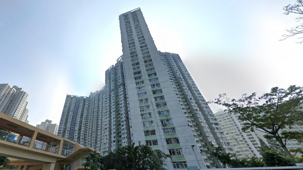 將軍澳寶林邨七旬婦墮樓，兒子發現惜太遲。(Google Map)