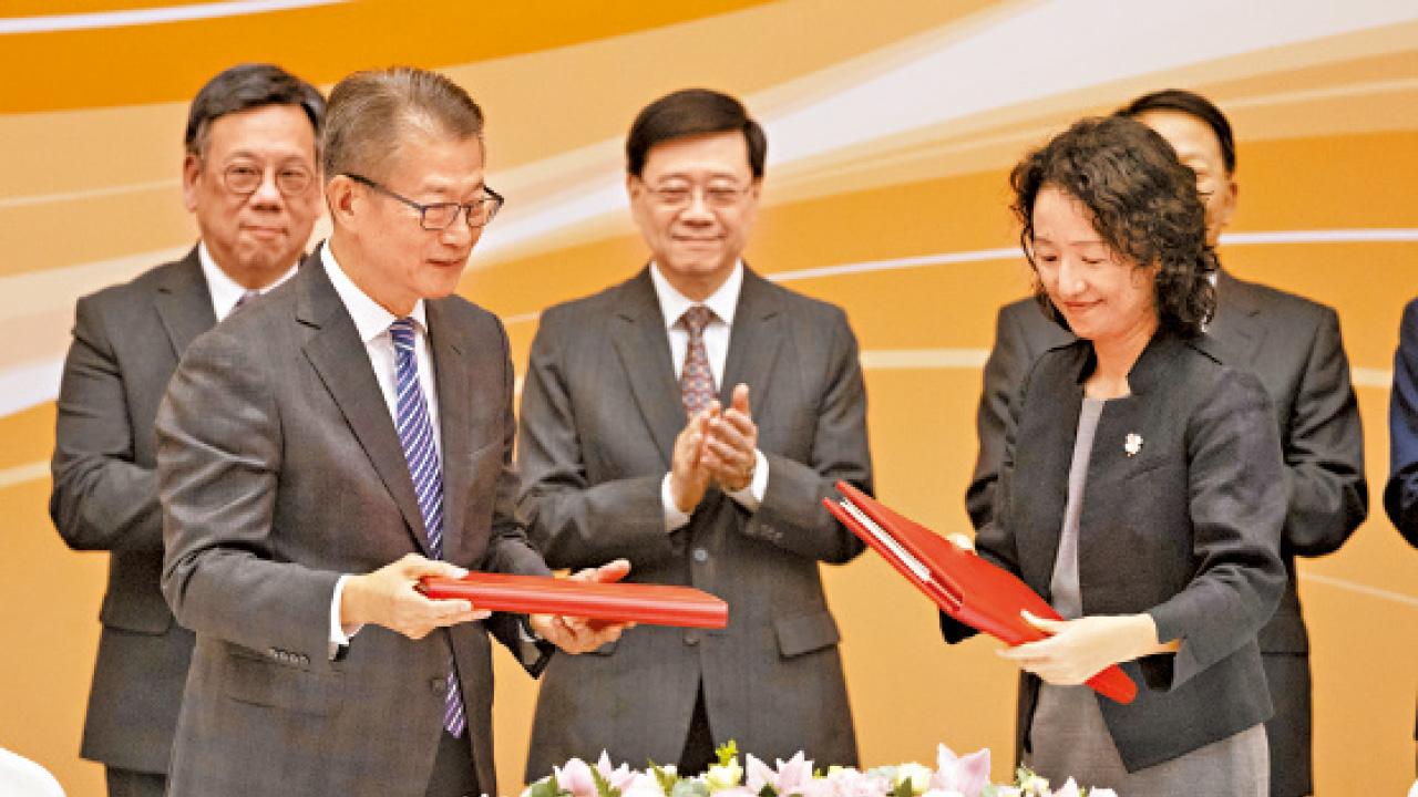 新修訂CEPA協議 七大行業入內地門檻降 港公司可投資電影 放寬內地客赴港郵輪遊