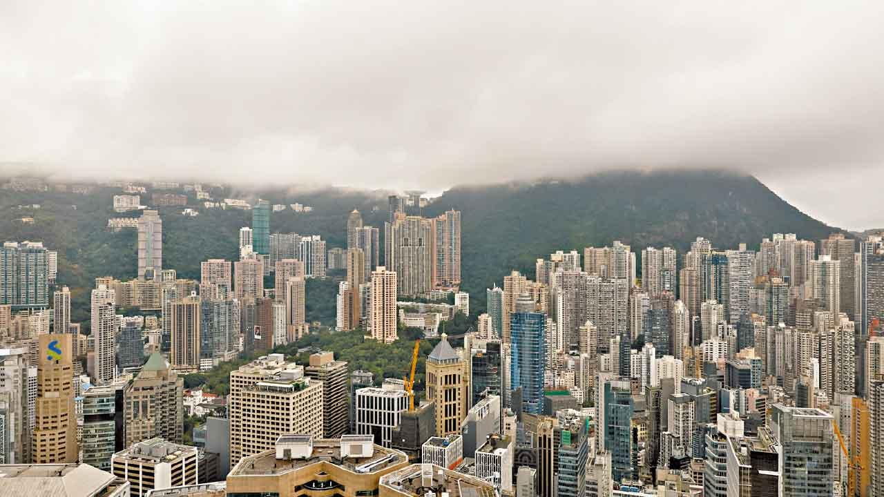 所有物業 所有人士 按揭放寬最高七成 供款入息比上限一律50%