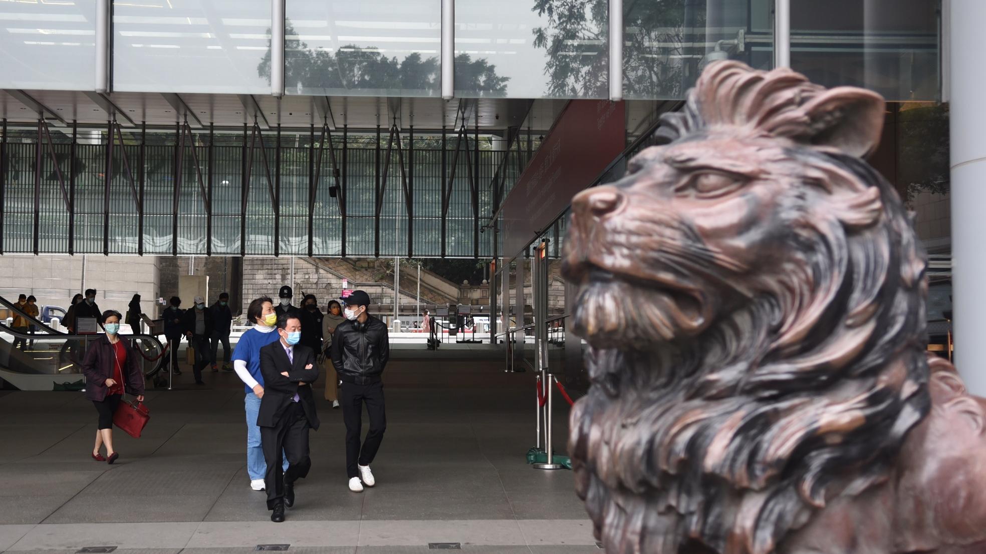 戶口互聯｜滙豐：指定客戶年底前 可於手機APP檢視其他銀行戶口