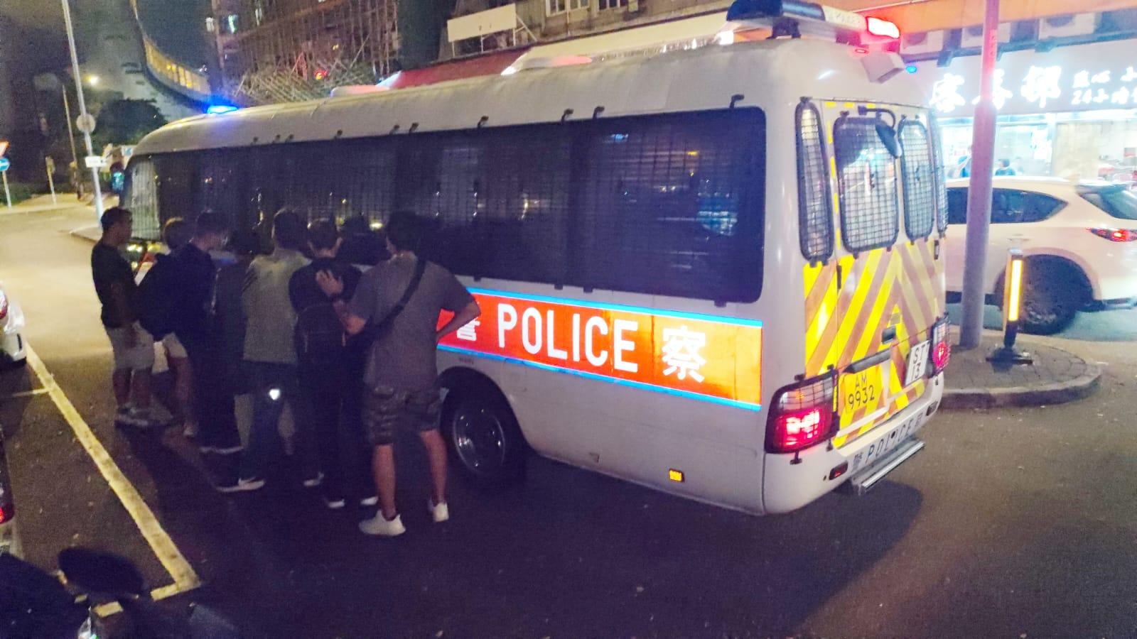 警方在沙田區內進行反賭博行動。