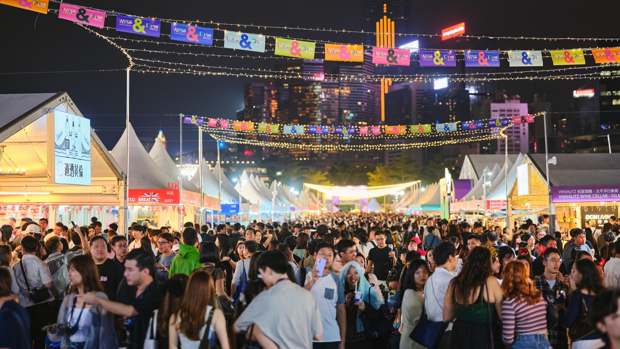 美酒佳餚巡禮逾15萬人次入場。(旅發局提供)