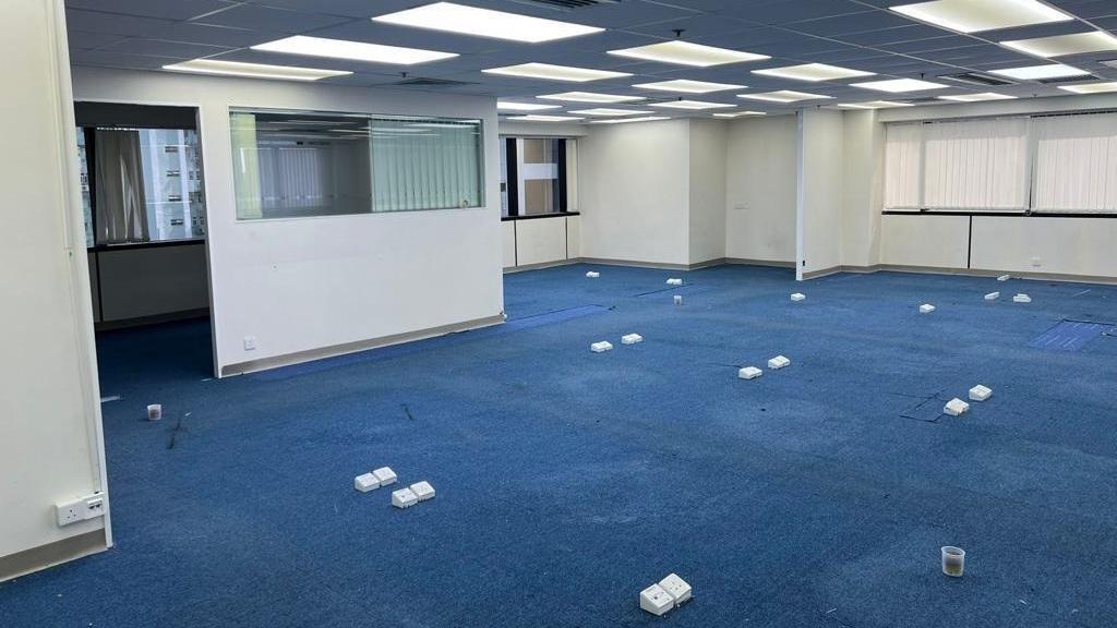 灣仔新時代中心全層放售 意向價2360萬 坐擁鐵路三站之便(有圖)｜商廈市況