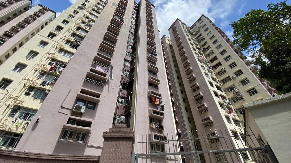 北角老牌屋苑百福花園兩房入場費低見380萬元，呎價不足9,500元。