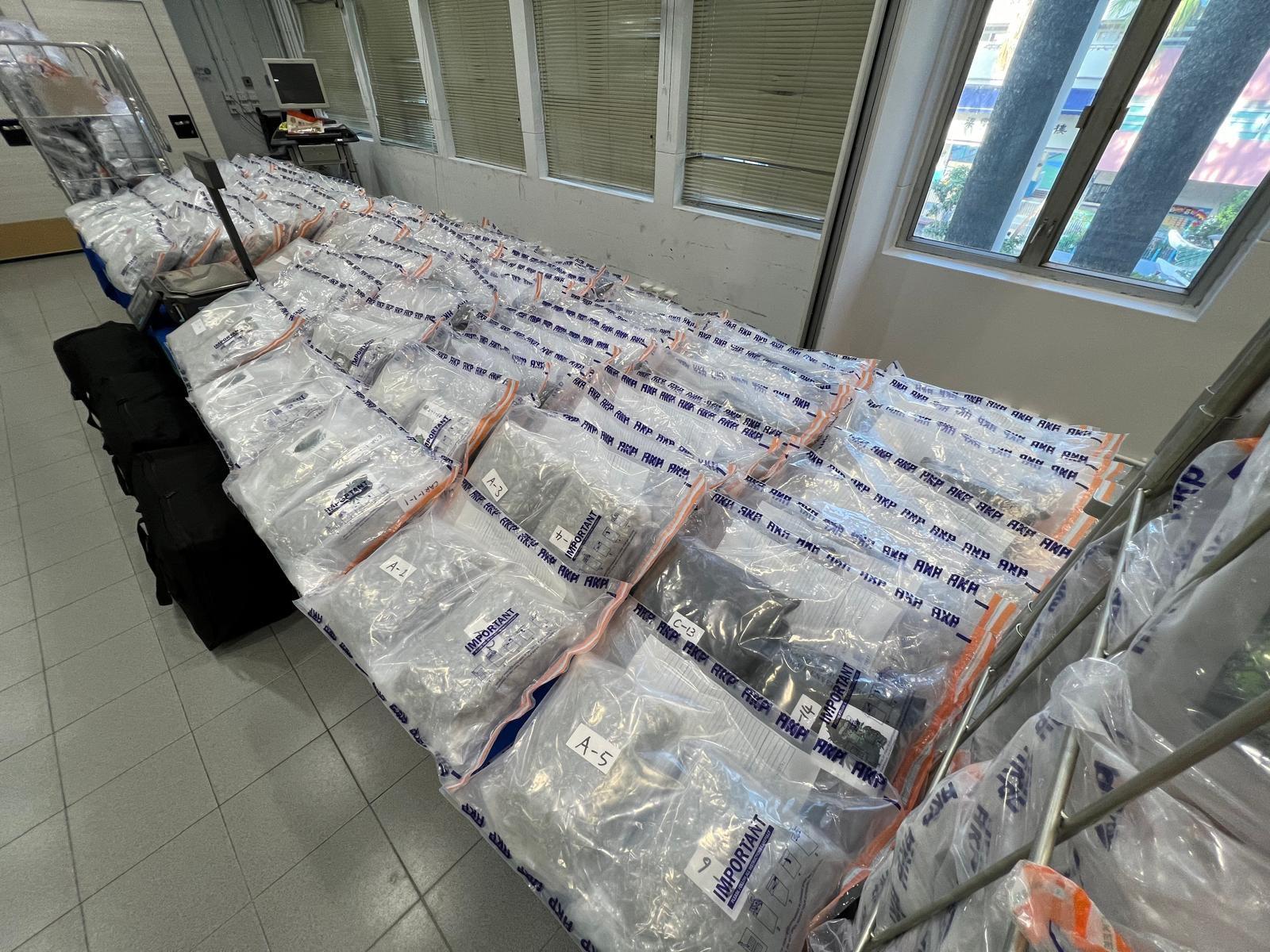 警方元朗檢獲市值6,000萬元大麻花。