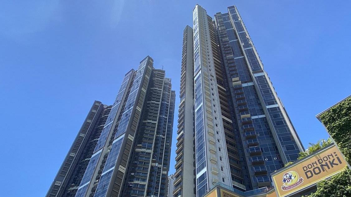 荃灣海之戀‧愛炫美套四房低層戶，原業主持貨7年，帳面貶值324萬元沽出，蝕幅逾15%，為屋苑月內最大蝕幅成交。(資料圖片)