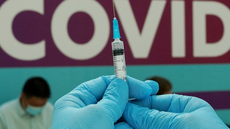 家人打新冠疫苗後死亡 8大馬人控告政府世衛索償1億