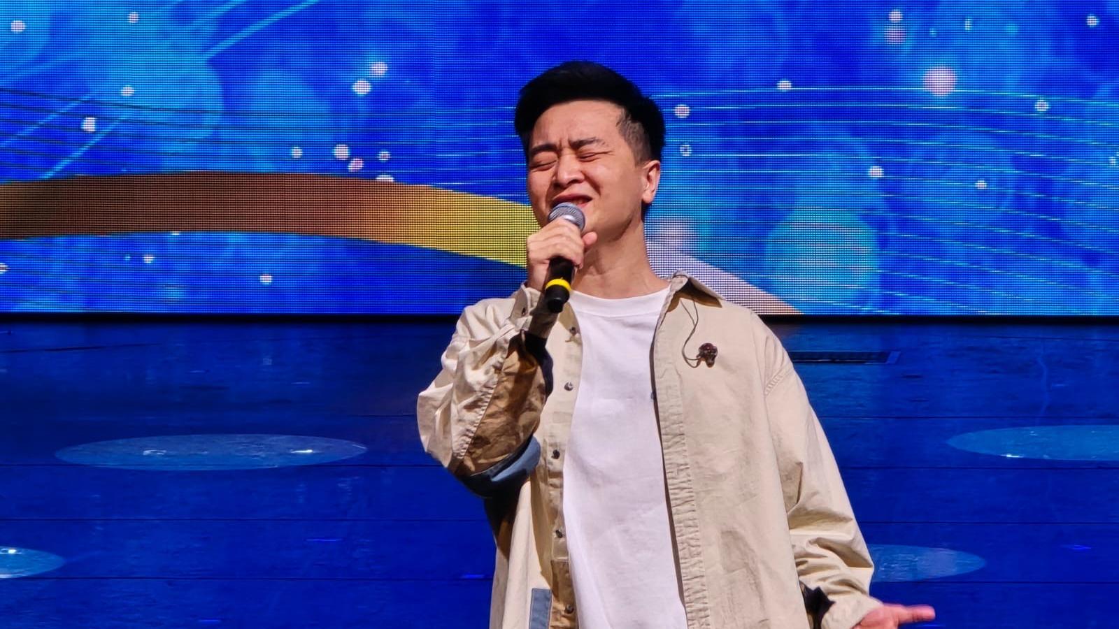 譚輝智舉行首個海上騷 榮譽會長「拉姑」未有現身支持  