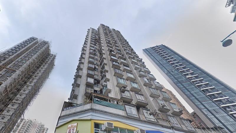 屯門男企跳，消防開氣墊，談判專家游說5小時獲救。(Google Map)